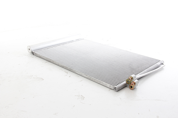 Airco condensor BSG BSG 15-525-021 Airco condensor BSG BSG 15-525-021