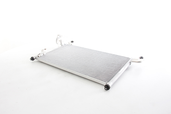 Airco condensor BSG BSG 30-525-032