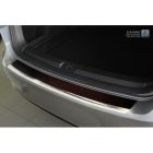 Avisa RVS Achterbumperprotector 'Deluxe' passend voor Volkswagen Golf VII HB 3/5-deurs 2012-2019 Chroom/Rood-Zwart Carbon AV 244068