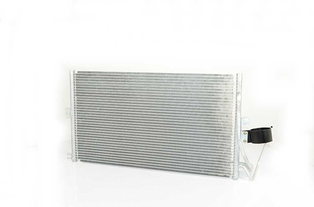 BSG Airco condensor BSG 65-525-021