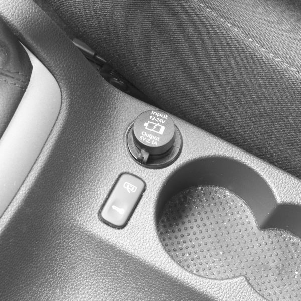 Carpoint Carpoint 12/24V Inbouw Contactdoos 2xUSB 0523490
